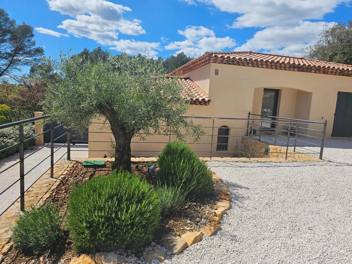 Frühstückspension Suite Sieste En Provence Entrecasteaux Frankreich