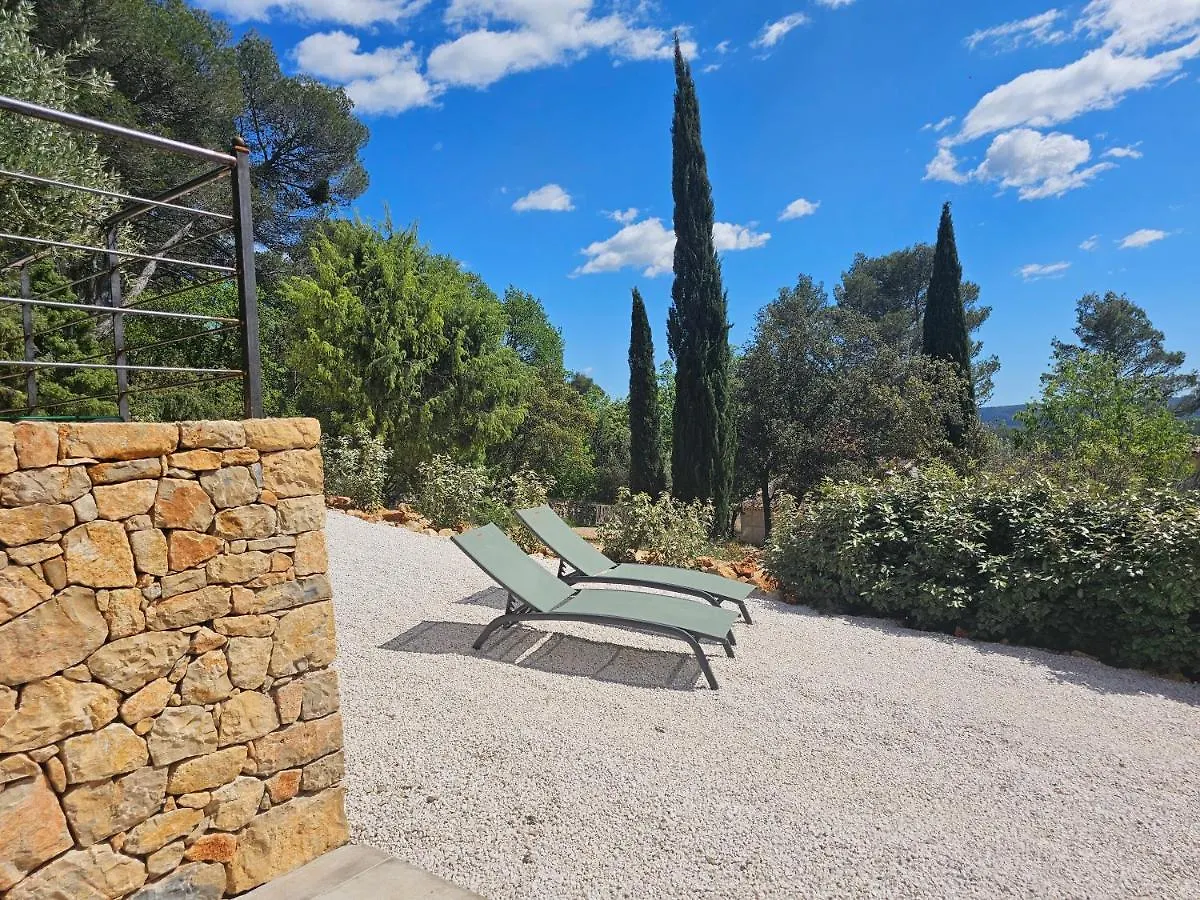 Suite Sieste En Provence Entrecasteaux 0*,