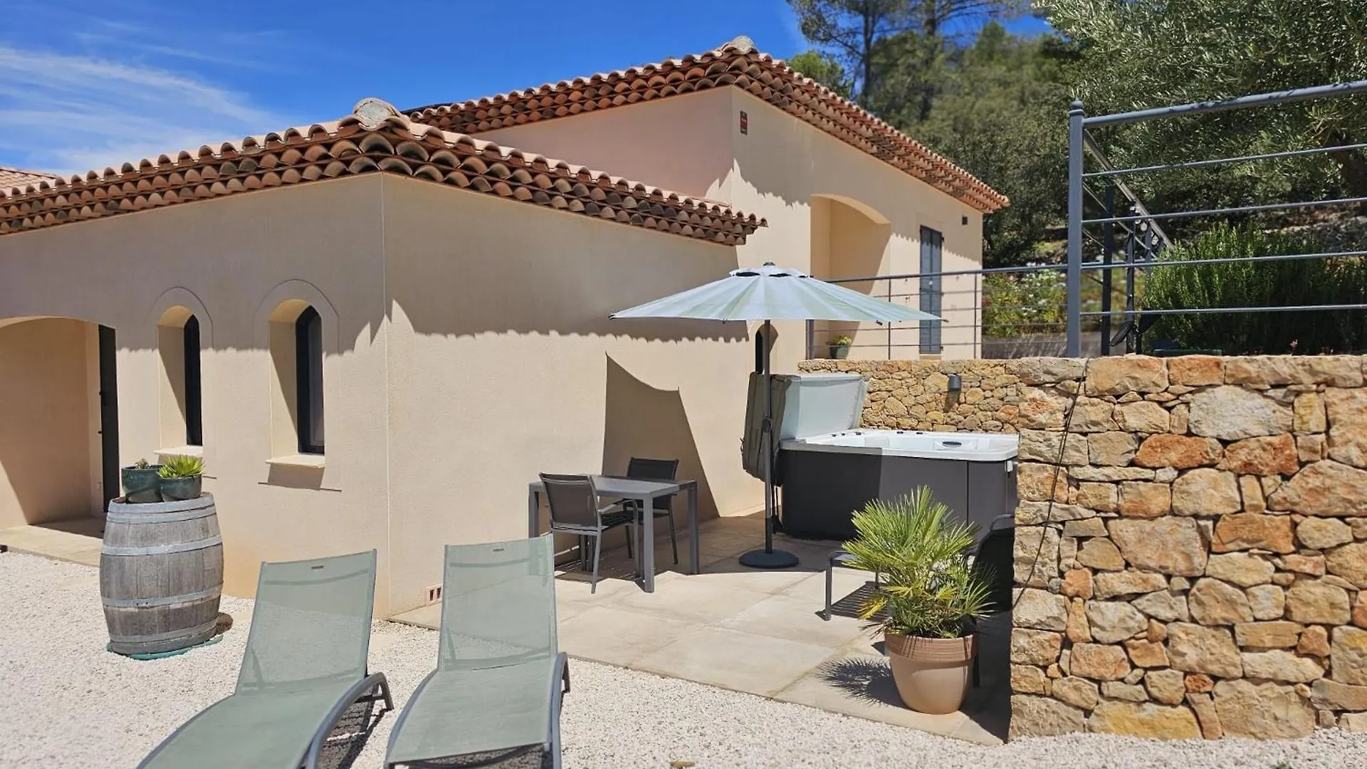Couette-café Suite Sieste En Provence Entrecasteaux